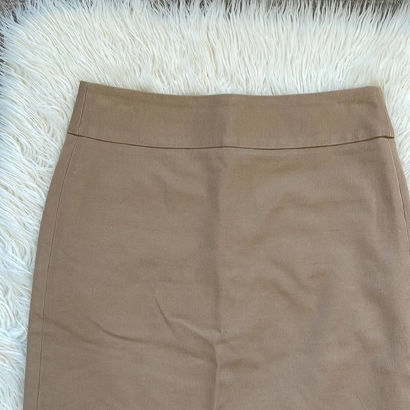 Banana Republic Tan Pencil Skirt - Picture 3 of 8